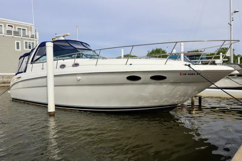 Slide: The Image of Sea Ray 380 Sundancer 2001 - 1