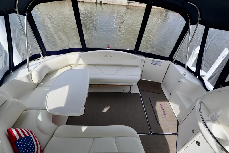 Slide: The Image of Sea Ray 380 Sundancer 2001 - 3