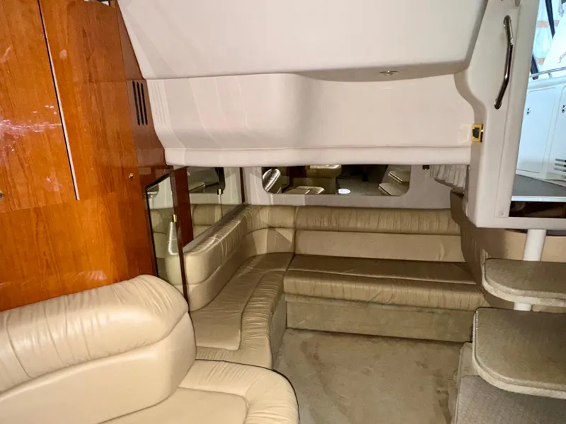 Slide: The Image of Sea Ray 380 Sundancer 2001 - 6