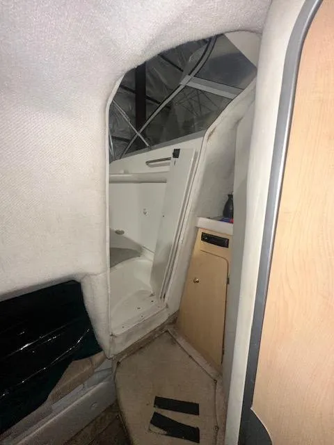 Slide: The Image of Regal Commodore 242 1998 - 28