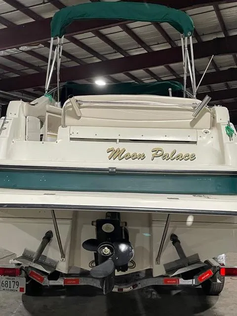 Slide: The Image of Regal Commodore 242 1998 - 32