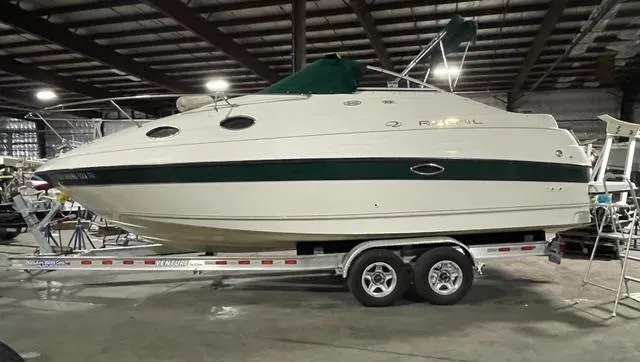 Slide: The Image of Regal Commodore 242 1998 - 7