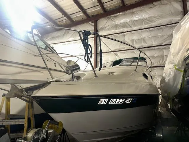 Slide: The Image of Regal Commodore 242 1998 - 8