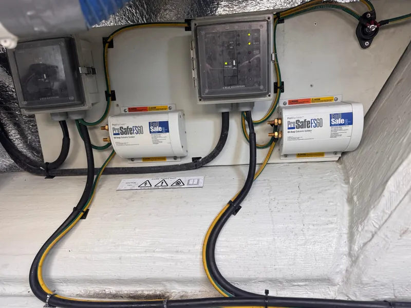 Slide: The Image of Electrical system with ProSafe FS60 isolators in a 2018 Aquila 48 yacht. - 33