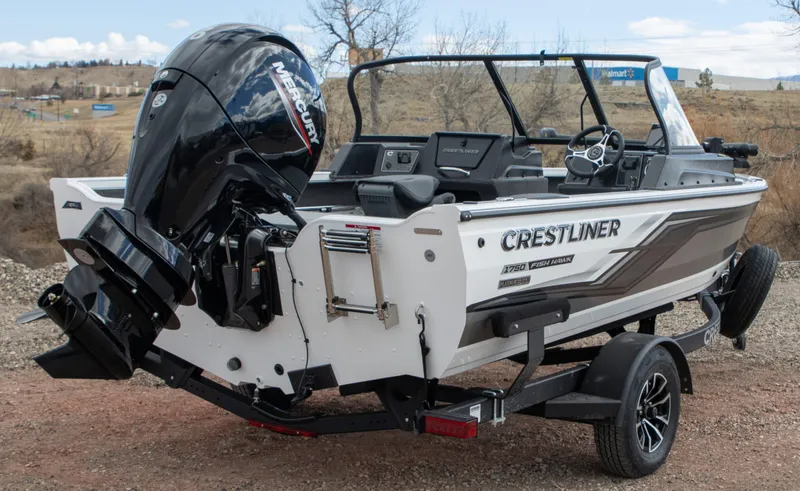 Slide: The Image of Crestliner 1750 Fish Hawk WT 2025 - 4