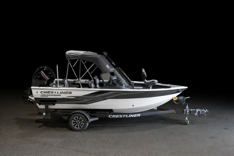 Slide: The Image of Crestliner 1750 Super Hawk 2025 - 13