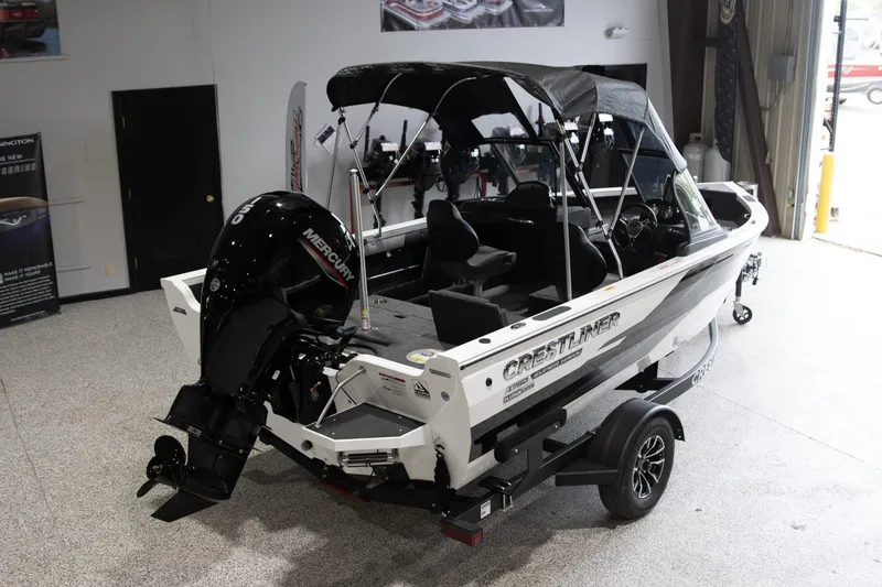 Slide: The Image of Crestliner 1750 Super Hawk 2025 - 8