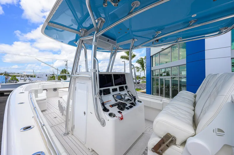 Slide: The Image of Contender 35 ST 2022 - 59