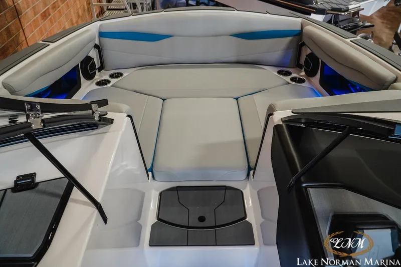 Slide: The Image of Axis A225 2024 - 13