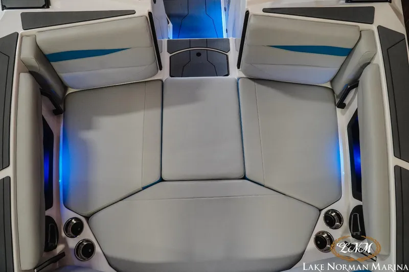 Slide: The Image of Axis A225 2024 - 14