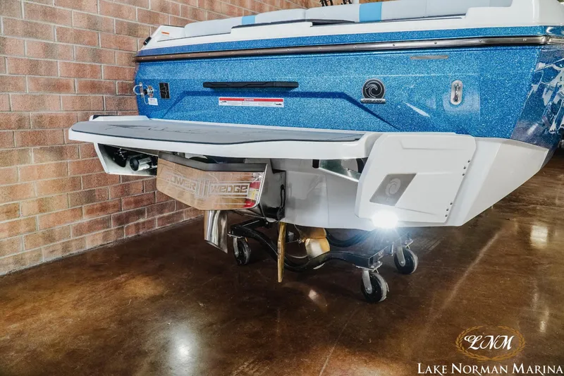 Slide: The Image of Axis A225 2024 - 6