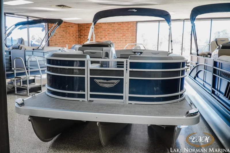 Slide: The Image of Bennington 23LSB 2025 - 2