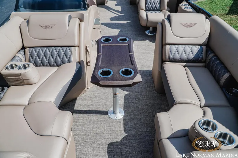 Slide: The Image of Bennington 23LXSFB 2025 - 11