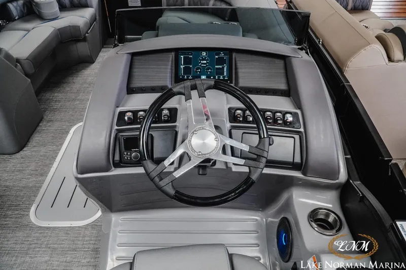 Slide: The Image of Bennington 23LXSSB 2025 - 14