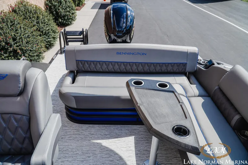 Slide: The Image of Bennington 24LXSSB 2025 - 15