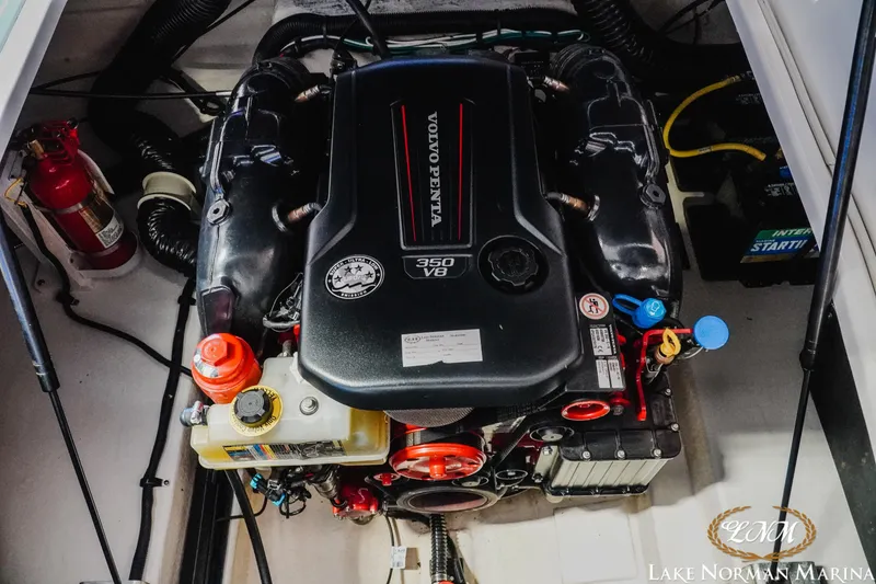 Slide: The Image of Engine compartment of 2018 Chaparral 267 SSX with Volvo Penta 350 V8 engine. - 23