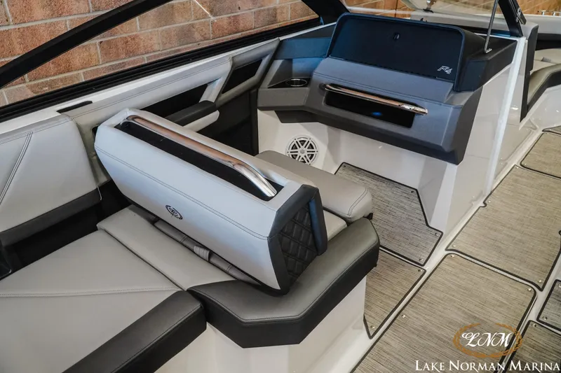 Slide: The Image of Cobalt R4 2024 - 17