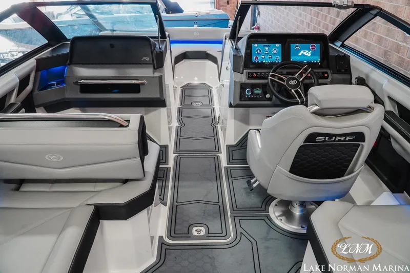 Slide: The Image of Cobalt R4 Surf 2025 - 11