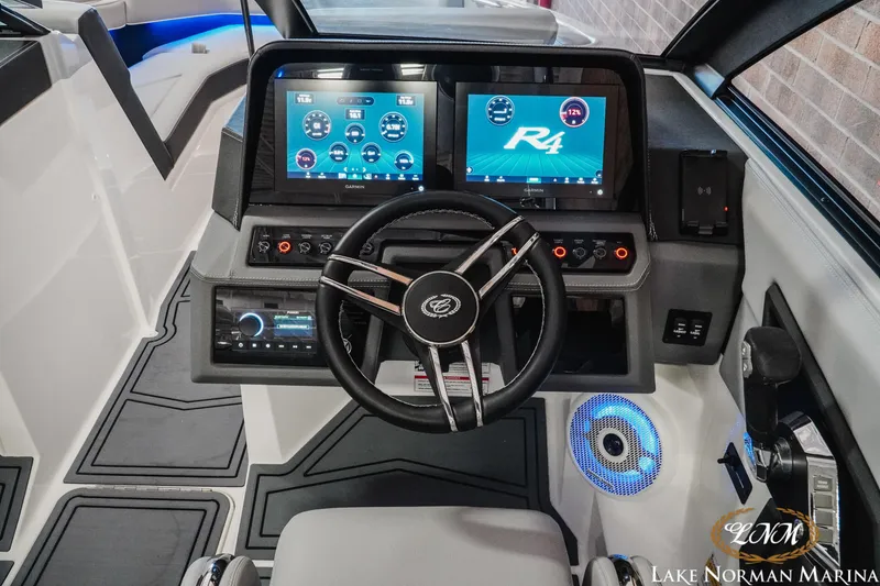 Slide: The Image of Cobalt R4 Surf 2025 - 13