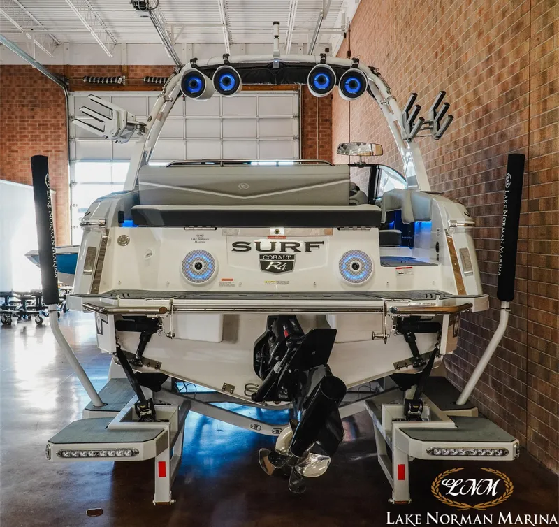 Slide: The Image of Cobalt R4 Surf 2025 - 4