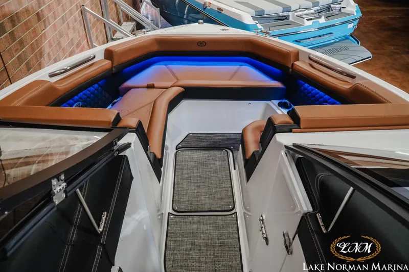 Slide: The Image of Cobalt R6 2025 - 15