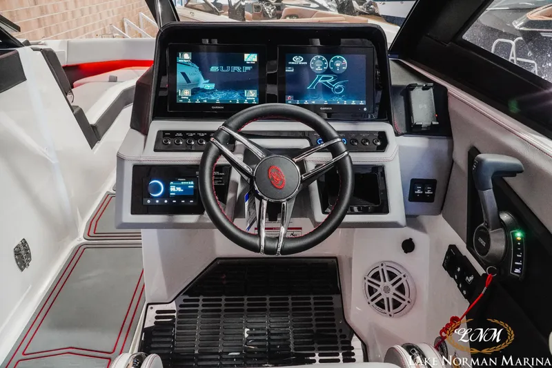 Slide: The Image of Cobalt R6 Surf 2024 - 11