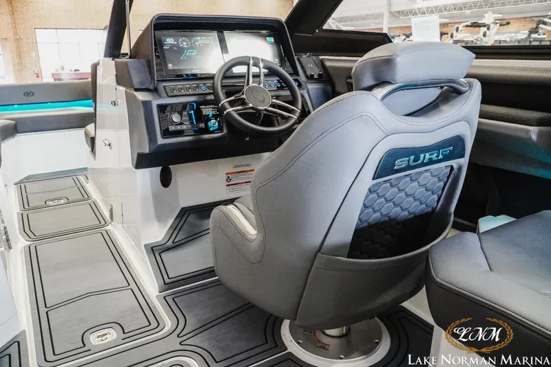 Slide: The Image of Cobalt R6 Surf 2025 - 11