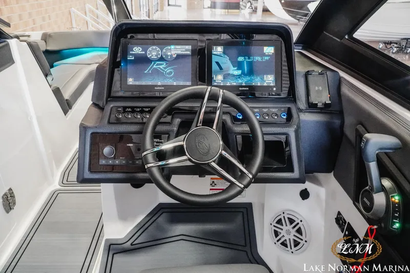 Slide: The Image of Cobalt R6 Surf 2025 - 13