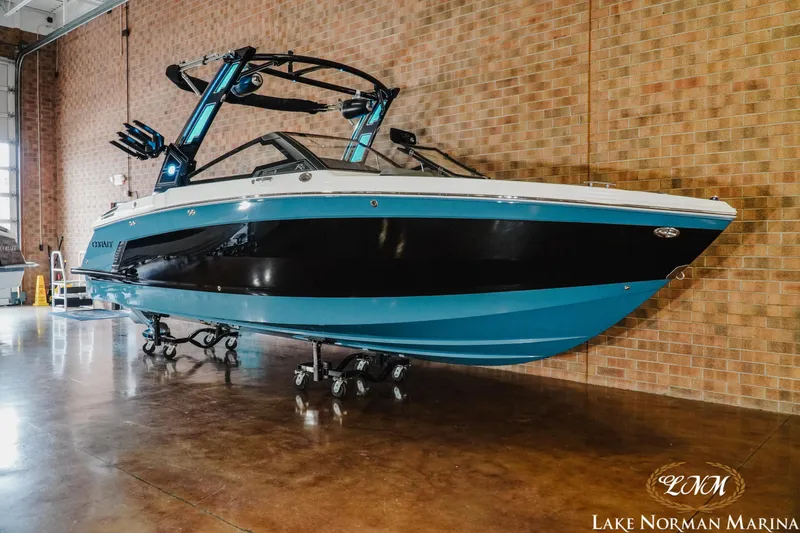 Slide: The Image of Cobalt R6 Surf 2025 - 3