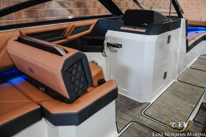 Slide: The Image of Cobalt R8 2025 - 12