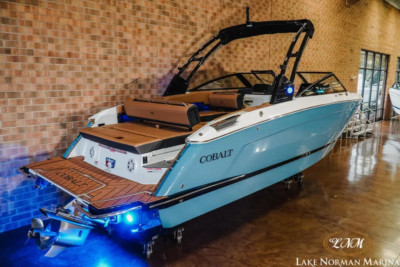 Slide: The Image of Cobalt R8 2025 - 5