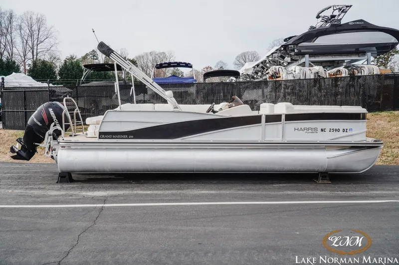 The Image of Harris GM 250SL 2014 - 1