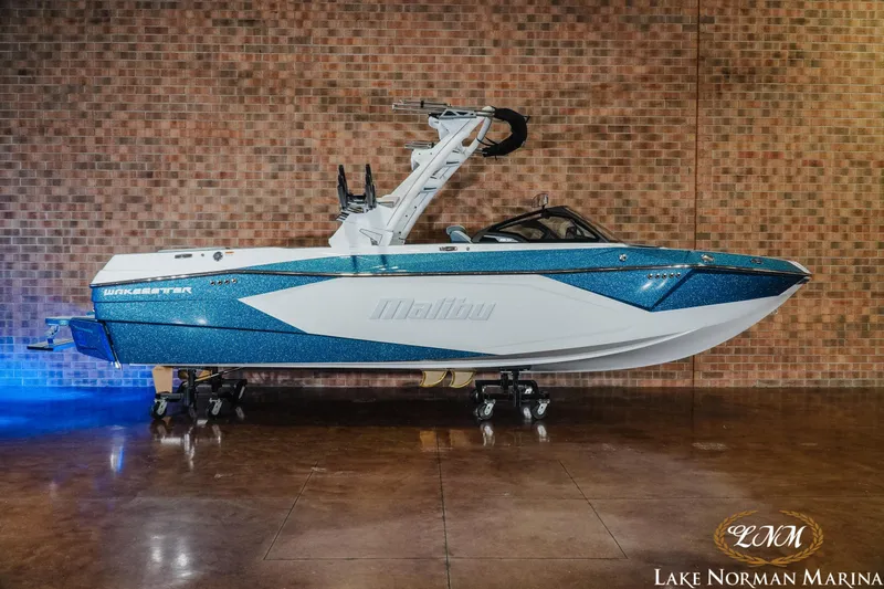 The Image of Malibu Wakesetter 23 LSV 2025 - 1
