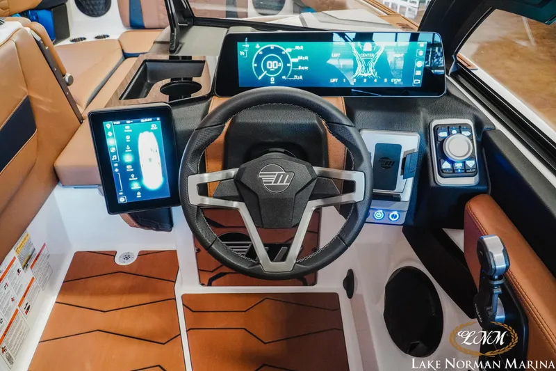 Slide: The Image of Malibu 24 MXZ 2025 - 11