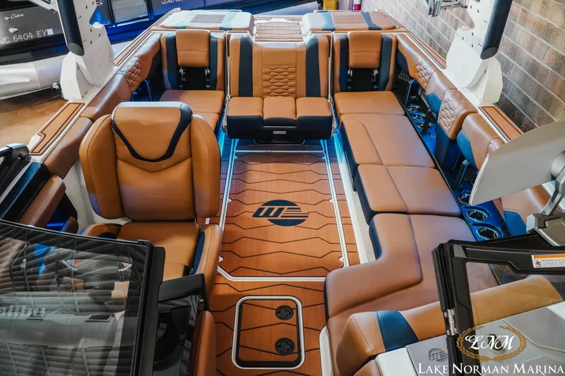 Slide: The Image of Malibu 24 MXZ 2025 - 15