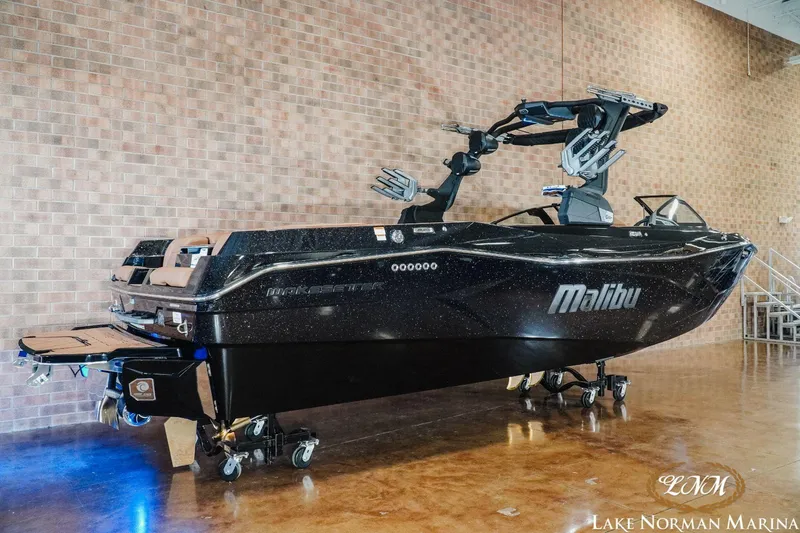 Slide: The Image of Malibu 26 LSV 2024 - 3