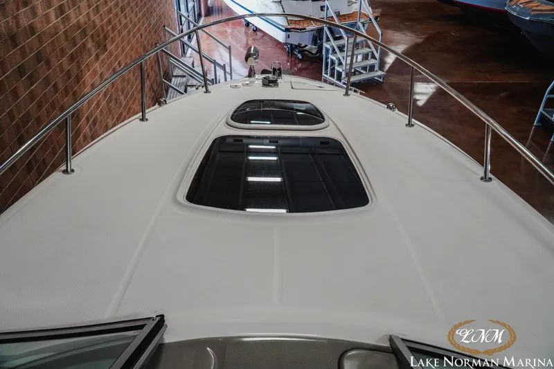 Slide: The Image of 2011 Sea Ray 280 Sundancer boat deck at Lake Norman Marina. - 11