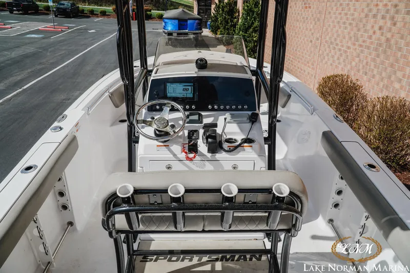 Slide: The Image of Sportsman Open 232 Center Console 2021 - 5