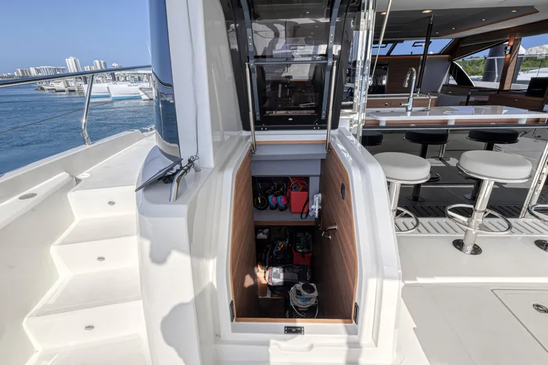 Slide: The Image of Aquila 54 Yacht 2023 - 54