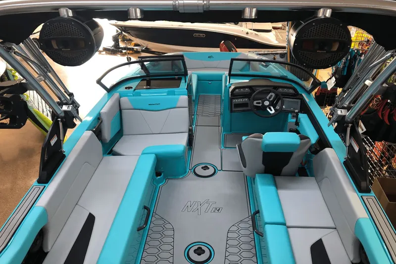 Slide: The Image of MasterCraft NXT24 2025 - 10