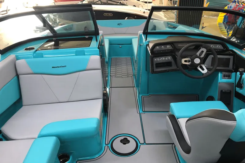 Slide: The Image of MasterCraft NXT24 2025 - 13