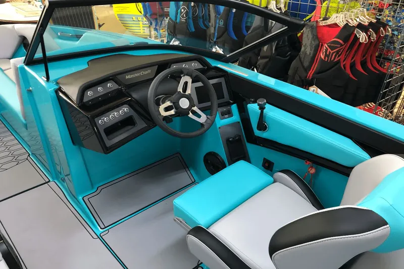 Slide: The Image of MasterCraft NXT24 2025 - 14