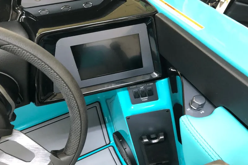 Slide: The Image of MasterCraft NXT24 2025 - 17