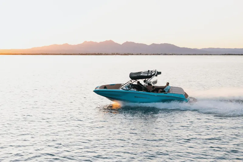 Slide: The Image of MasterCraft NXT24 2025 - 29