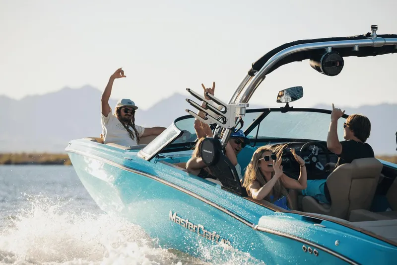 Slide: The Image of MasterCraft NXT24 2025 - 31