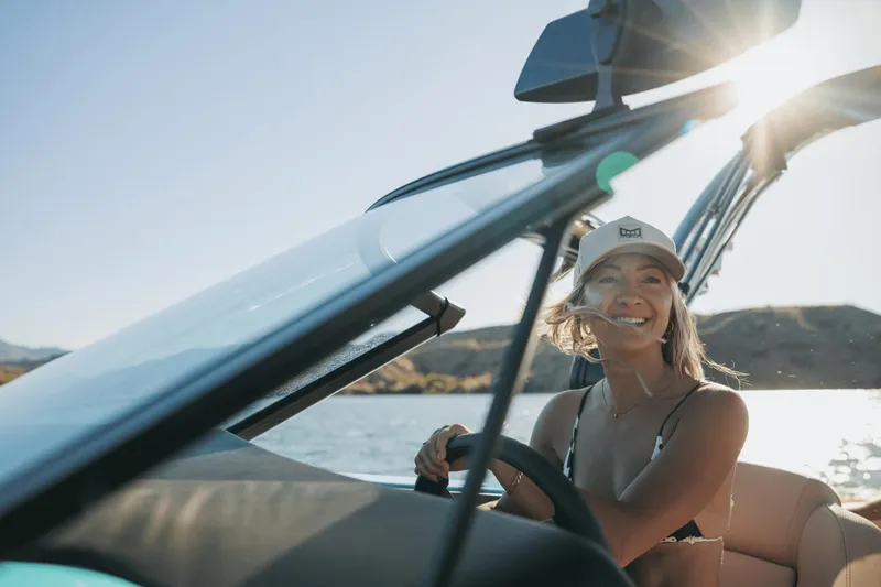 Slide: The Image of MasterCraft NXT24 2025 - 36