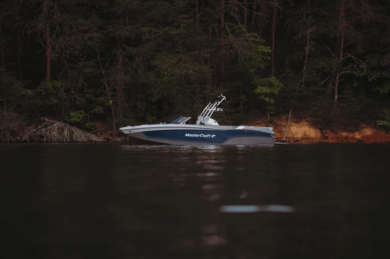 Slide: The Image of MasterCraft NXT24 2025 - 49