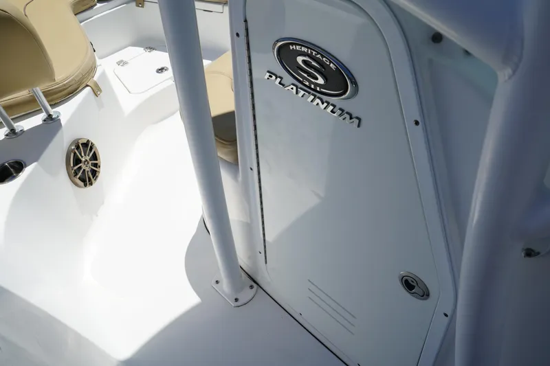 Slide: The Image of 2016 Sportsman Heritage 211 Center Console interior with Platinum branding. - 28