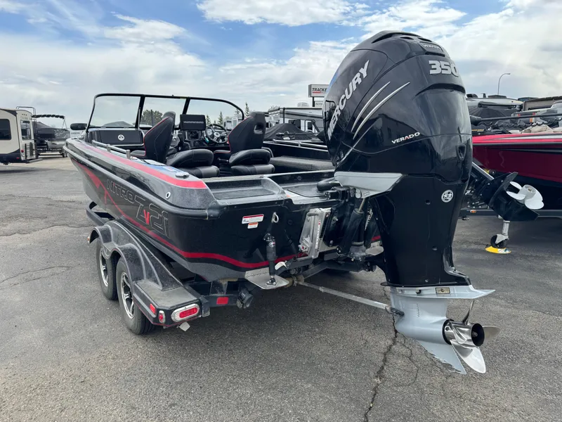 Slide: The Image of Open storage compartment in 2019 Nitro ZV21 boat. - 20
