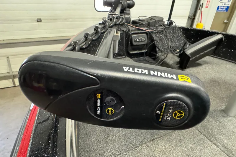 Slide: The Image of Minn Kota i-Pilot trolling motor on 2019 Nitro ZV21 boat deck. - 25